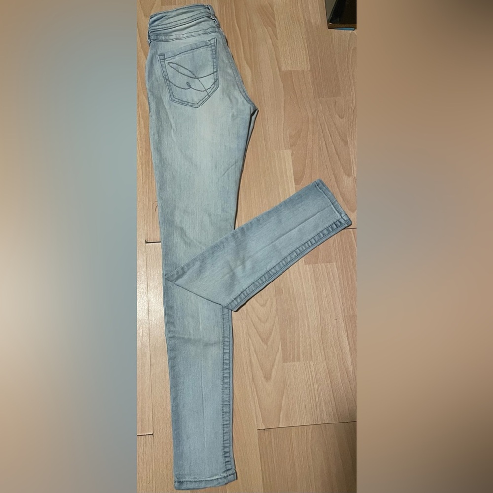 Bootlegger Jeans 🦋 - Picture 4 of 5